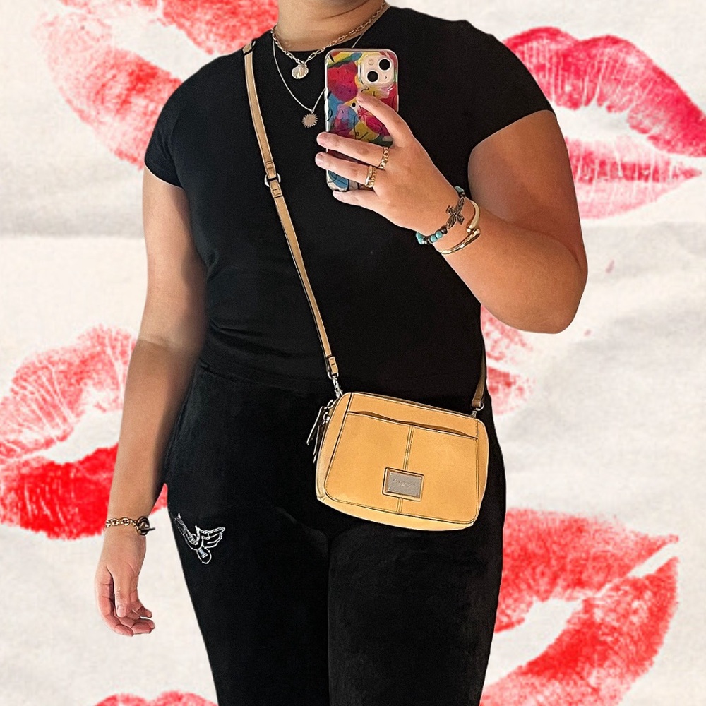 Tignanello Small Crossbody purse